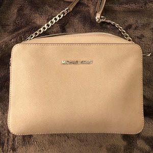 Michael Kors Jet Set Crossbody Pearl Grey